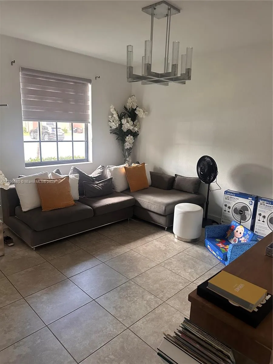 8867 W 35th Way, Hialeah, Florida 33018, Hialeah, Florida 33018, 2 Bedrooms Bedrooms, ,2 BathroomsBathrooms,Residential,For Sale,8867 W 35th Way, Hialeah, Florida 33018,A11896680