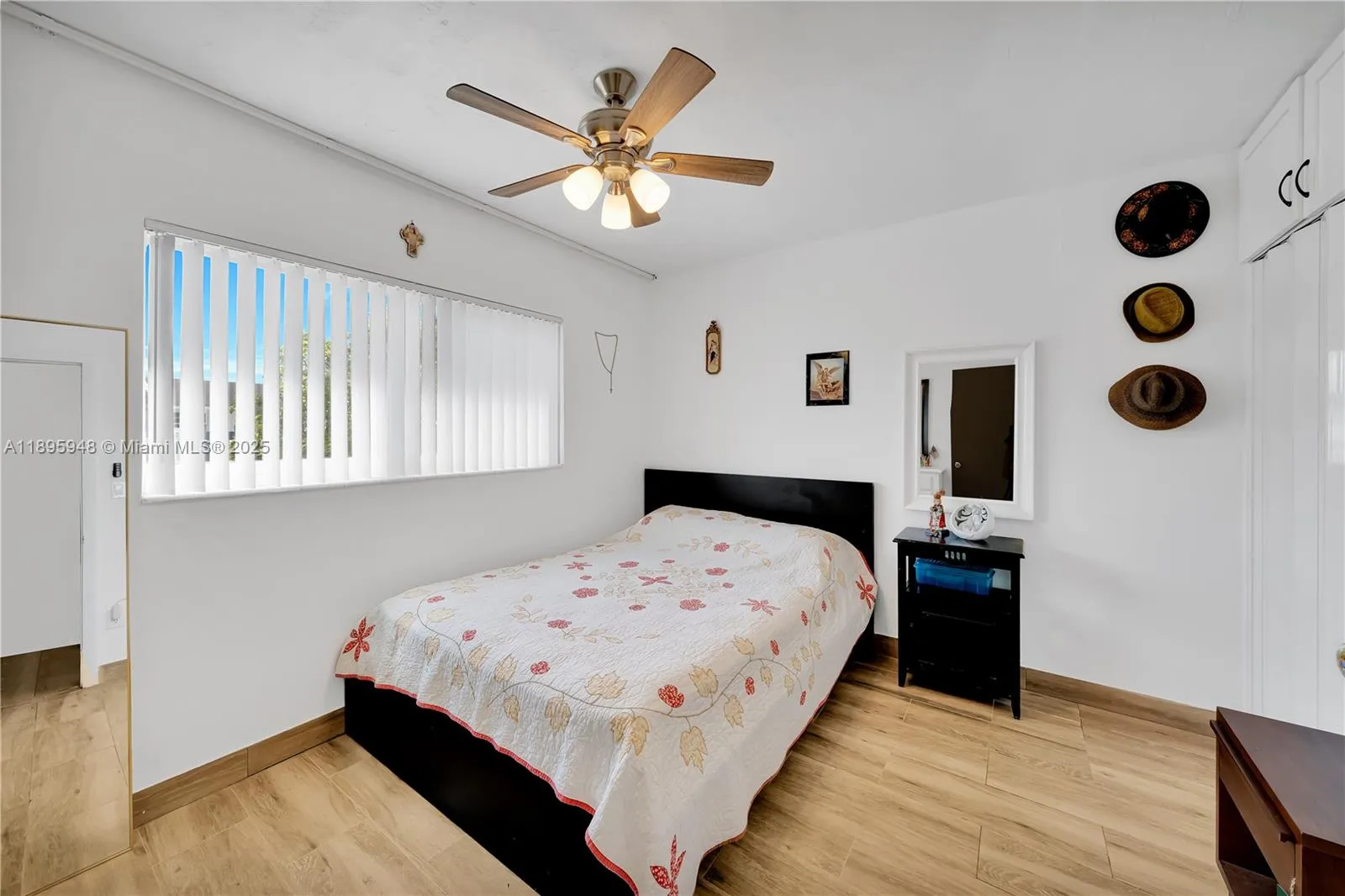 5402 Sw 128th Pl, Miami, Florida 33175, Miami, Florida 33175, 4 Bedrooms Bedrooms, ,2 BathroomsBathrooms,Residential,For Sale,5402 Sw 128th Pl, Miami, Florida 33175,A11895948