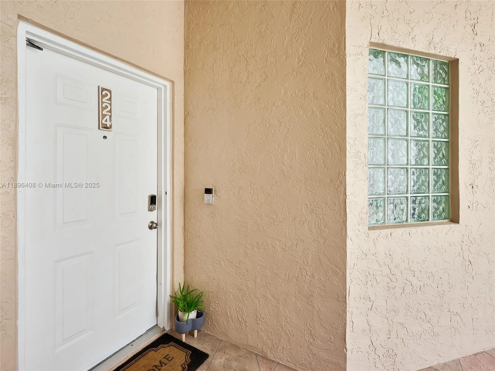 4400 Nw 30th St 224, Coconut Creek, Florida 33066, Coconut Creek, Florida 33066, 3 Bedrooms Bedrooms, ,2 BathroomsBathrooms,Residential,For Sale,4400 Nw 30th St 224, Coconut Creek, Florida 33066,A11896408