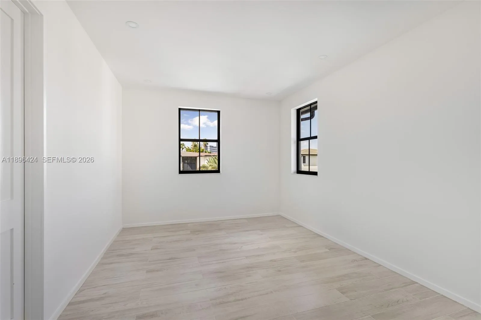 7498 Sw 100th Street 8, Pinecrest, Florida 33156, Pinecrest, Florida 33156, 4 Bedrooms Bedrooms, ,3 BathroomsBathrooms,Residential Lease,For Rent,7498 Sw 100th Street 8, Pinecrest, Florida 33156,A11896424