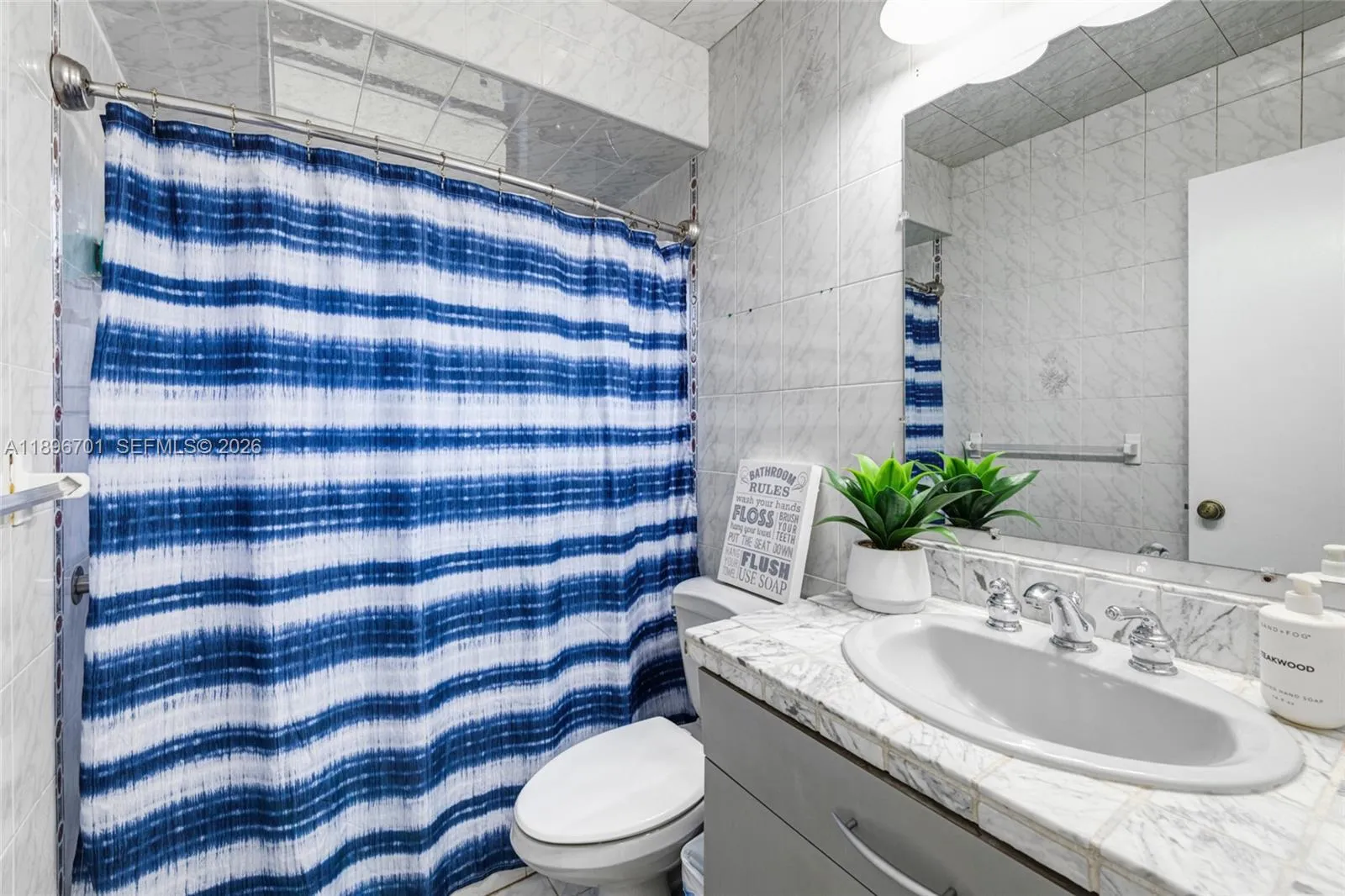 19491 Sw 216th St, Miami, Florida 33170, Miami, Florida 33170, 5 Bedrooms Bedrooms, ,3 BathroomsBathrooms,Residential,For Sale,19491 Sw 216th St, Miami, Florida 33170,A11896701