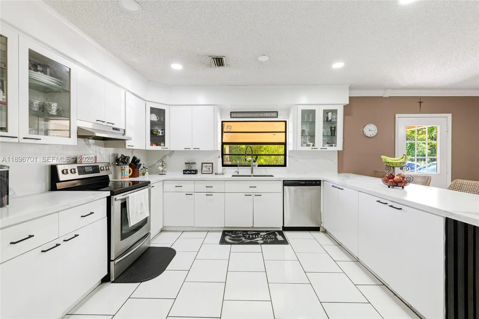 19491 Sw 216th St, Miami, Florida 33170, Miami, Florida 33170, 5 Bedrooms Bedrooms, ,3 BathroomsBathrooms,Residential,For Sale,19491 Sw 216th St, Miami, Florida 33170,A11896701