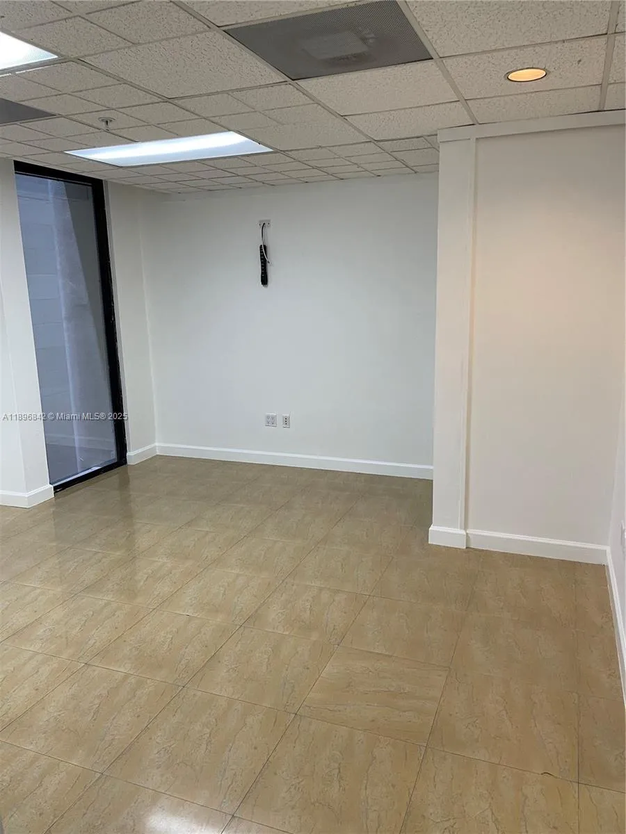 1110 Brickell Av 317a-b, Miami, Florida 33131, Miami, Florida 33131, ,Commercial Lease,For Rent,1110 Brickell Av 317a-b, Miami, Florida 33131,A11896842
