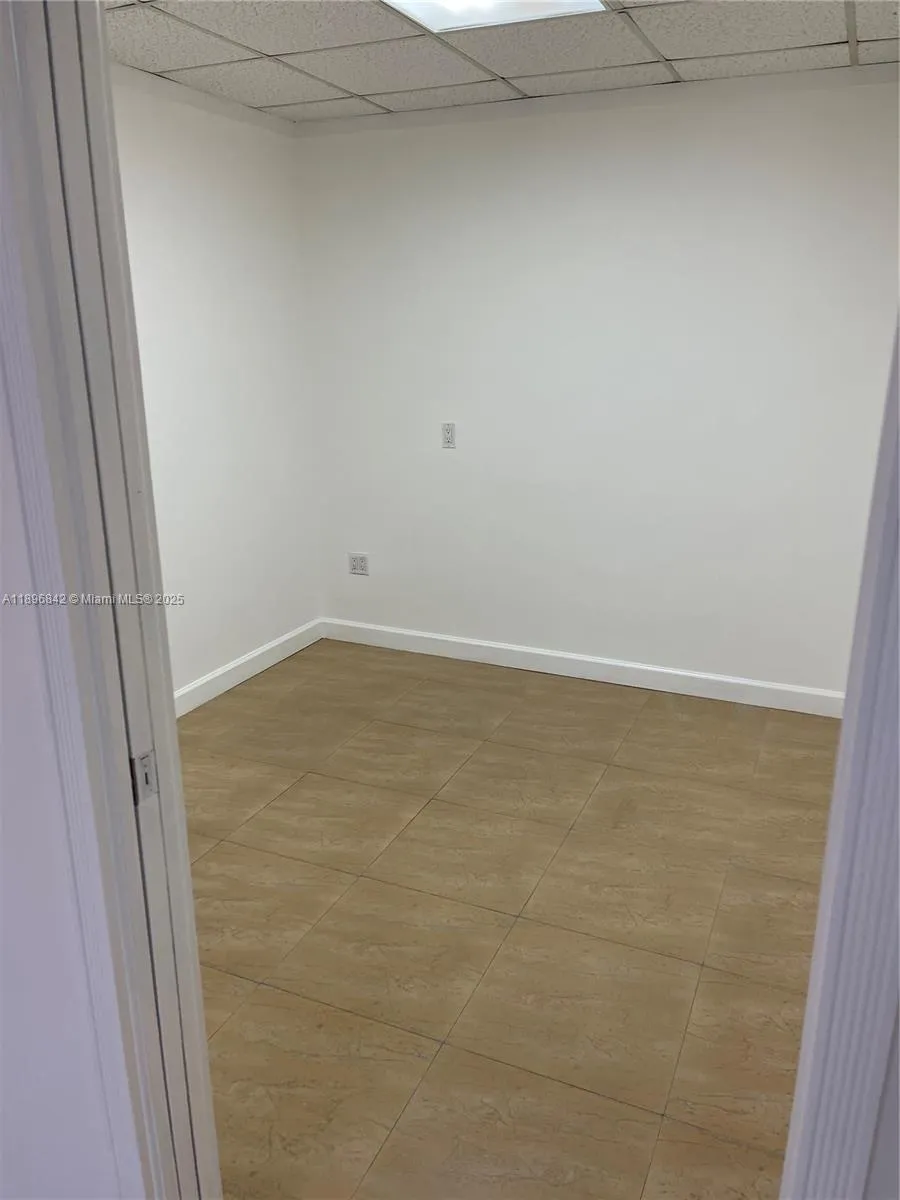 1110 Brickell Av 317a-b, Miami, Florida 33131, Miami, Florida 33131, ,Commercial Lease,For Rent,1110 Brickell Av 317a-b, Miami, Florida 33131,A11896842