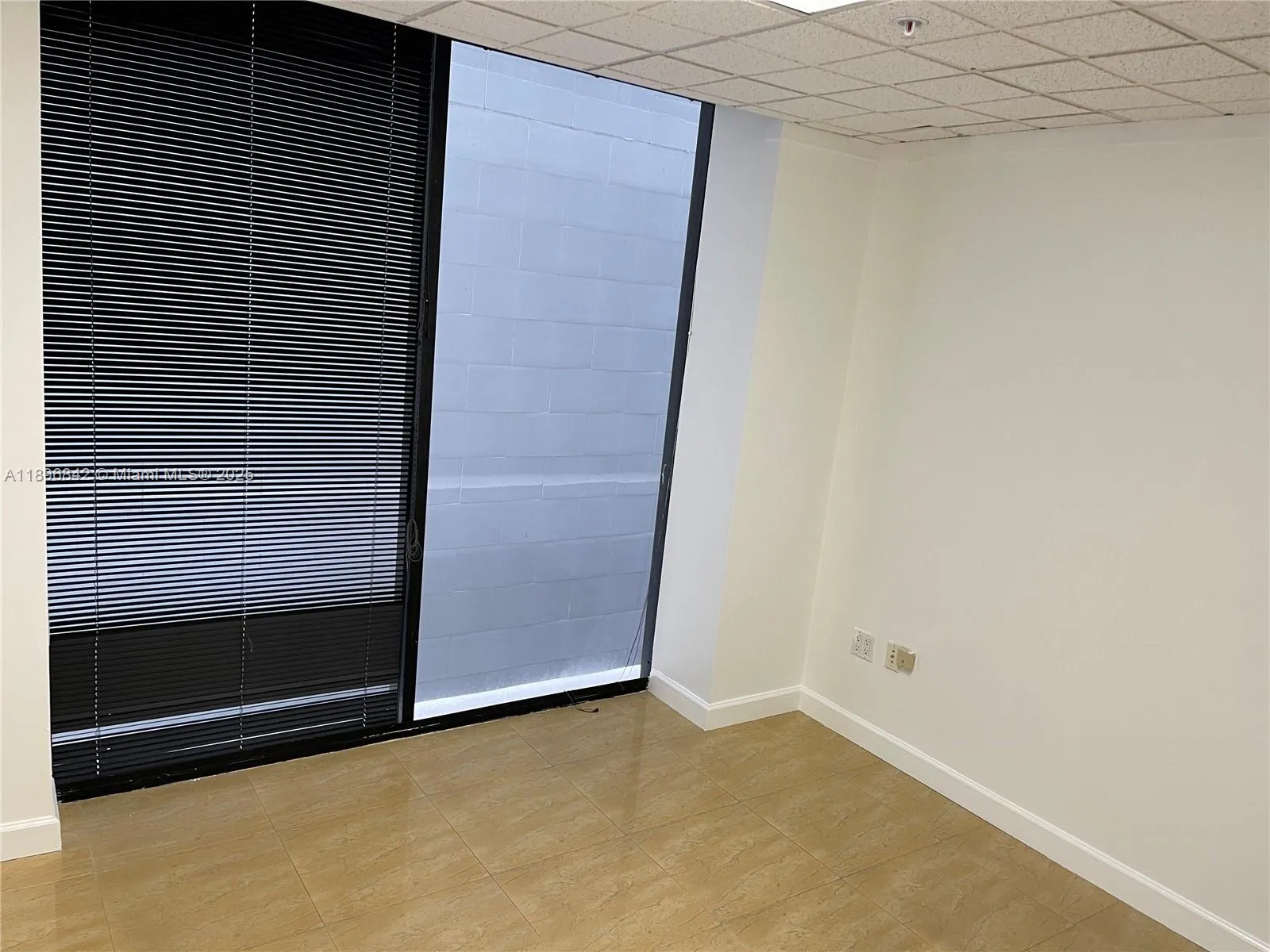 1110 Brickell Av 317a-b, Miami, Florida 33131, Miami, Florida 33131, ,Commercial Lease,For Rent,1110 Brickell Av 317a-b, Miami, Florida 33131,A11896842