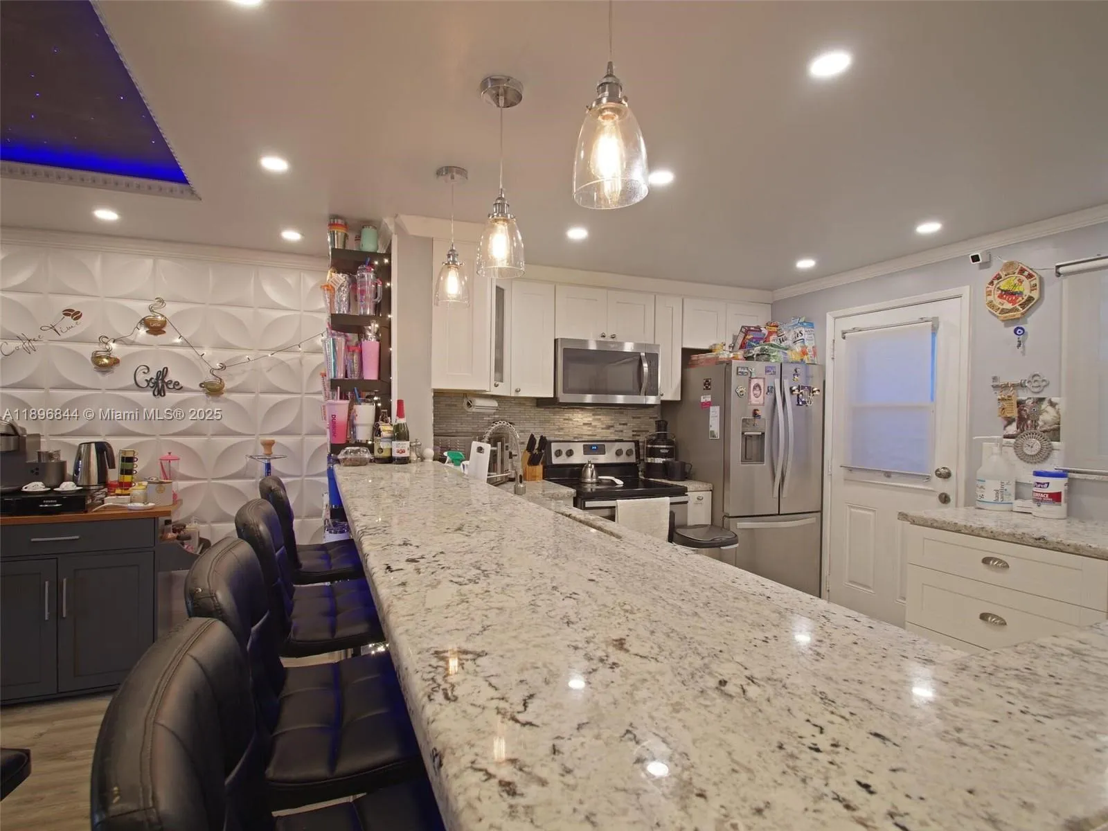 420 Ne 12th Ave 401, Hallandale Beach, Florida 330, Hallandale Beach, Florida 33009, 2 Bedrooms Bedrooms, ,2 BathroomsBathrooms,Residential,For Sale,420 Ne 12th Ave 401, Hallandale Beach, Florida 330,A11896844