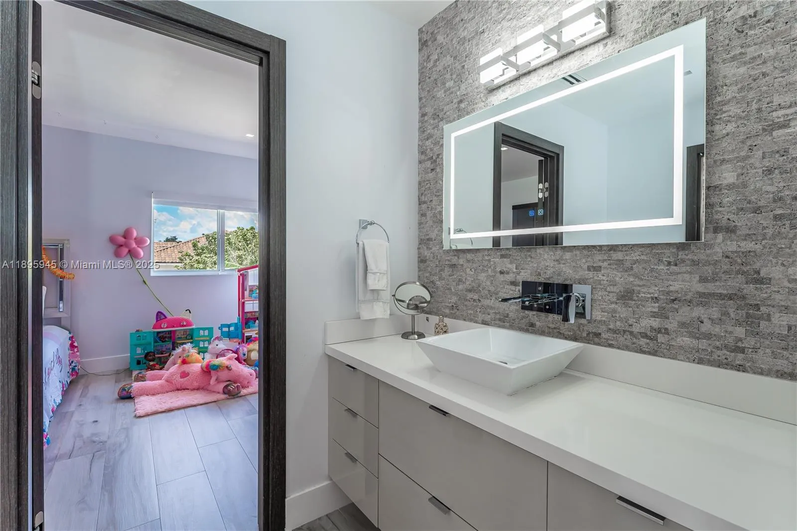 11531 Sw 93rd St, Miami, Florida 33176, Miami, Florida 33176, 7 Bedrooms Bedrooms, ,7 BathroomsBathrooms,Residential Lease,For Rent,11531 Sw 93rd St, Miami, Florida 33176,A11895945