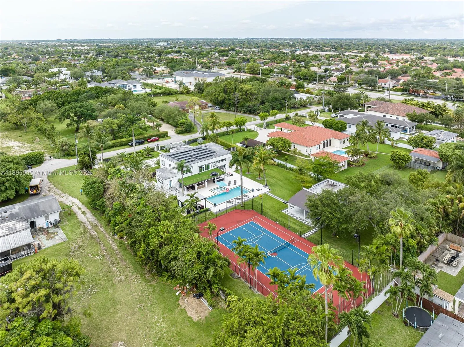 11531 Sw 93rd St, Miami, Florida 33176, Miami, Florida 33176, 7 Bedrooms Bedrooms, ,7 BathroomsBathrooms,Residential Lease,For Rent,11531 Sw 93rd St, Miami, Florida 33176,A11895945