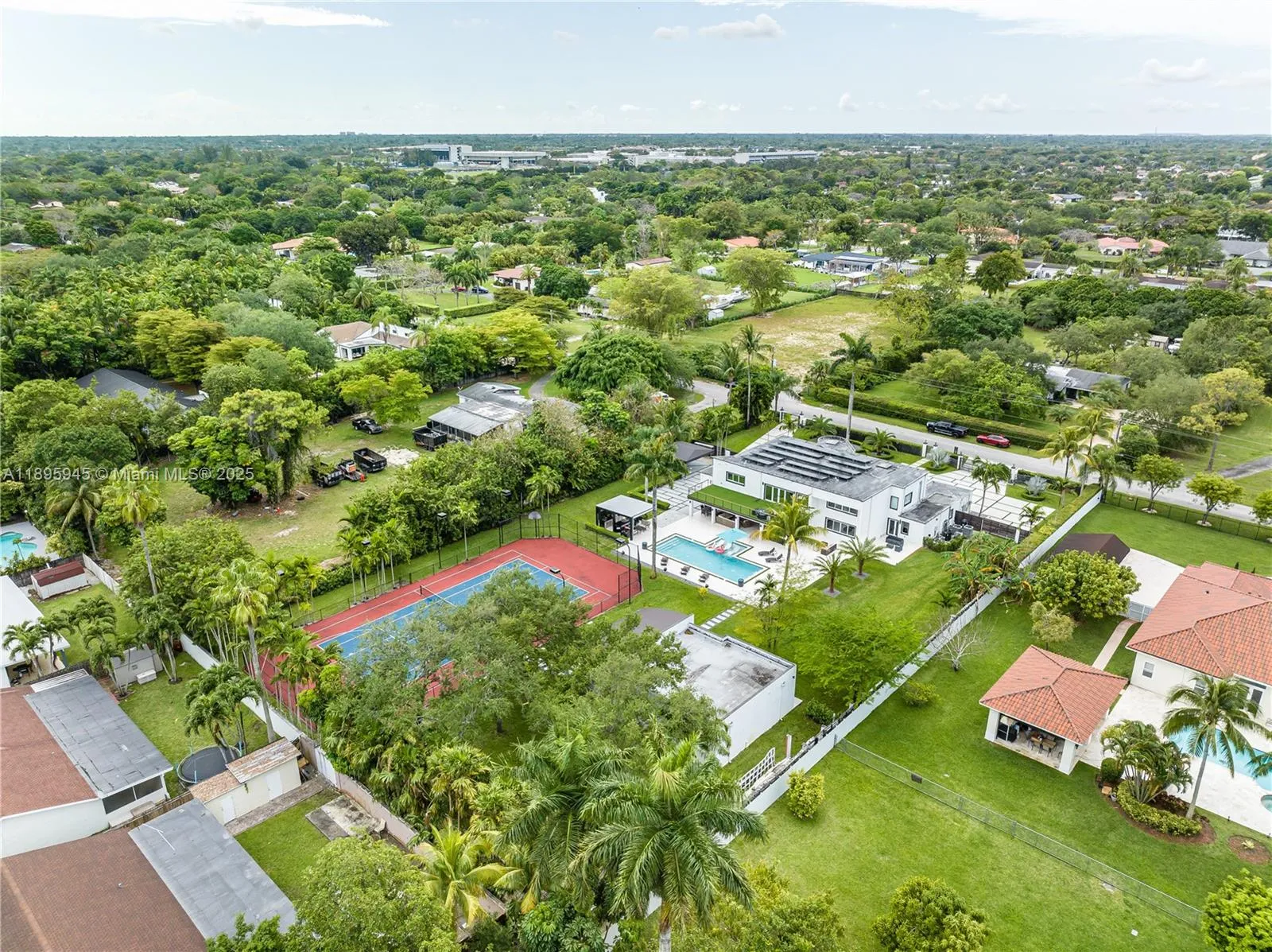11531 Sw 93rd St, Miami, Florida 33176, Miami, Florida 33176, 7 Bedrooms Bedrooms, ,7 BathroomsBathrooms,Residential Lease,For Rent,11531 Sw 93rd St, Miami, Florida 33176,A11895945