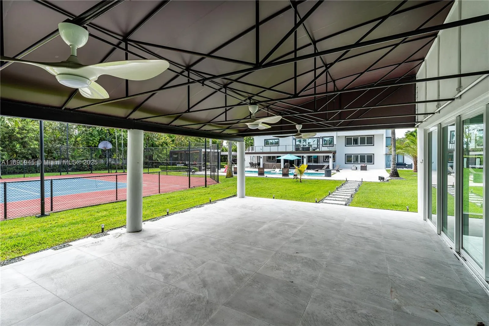 11531 Sw 93rd St, Miami, Florida 33176, Miami, Florida 33176, 7 Bedrooms Bedrooms, ,7 BathroomsBathrooms,Residential Lease,For Rent,11531 Sw 93rd St, Miami, Florida 33176,A11895945