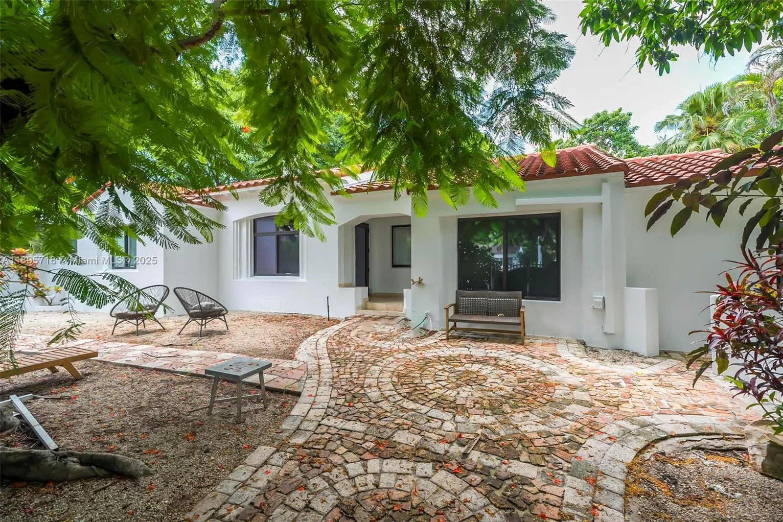 870 Ne 82nd St 2, Miami, Florida 33138, Miami, Florida 33138, 1 Bedroom Bedrooms, ,1 BathroomBathrooms,Residential Lease,For Rent,870 Ne 82nd St 2, Miami, Florida 33138,A11895718