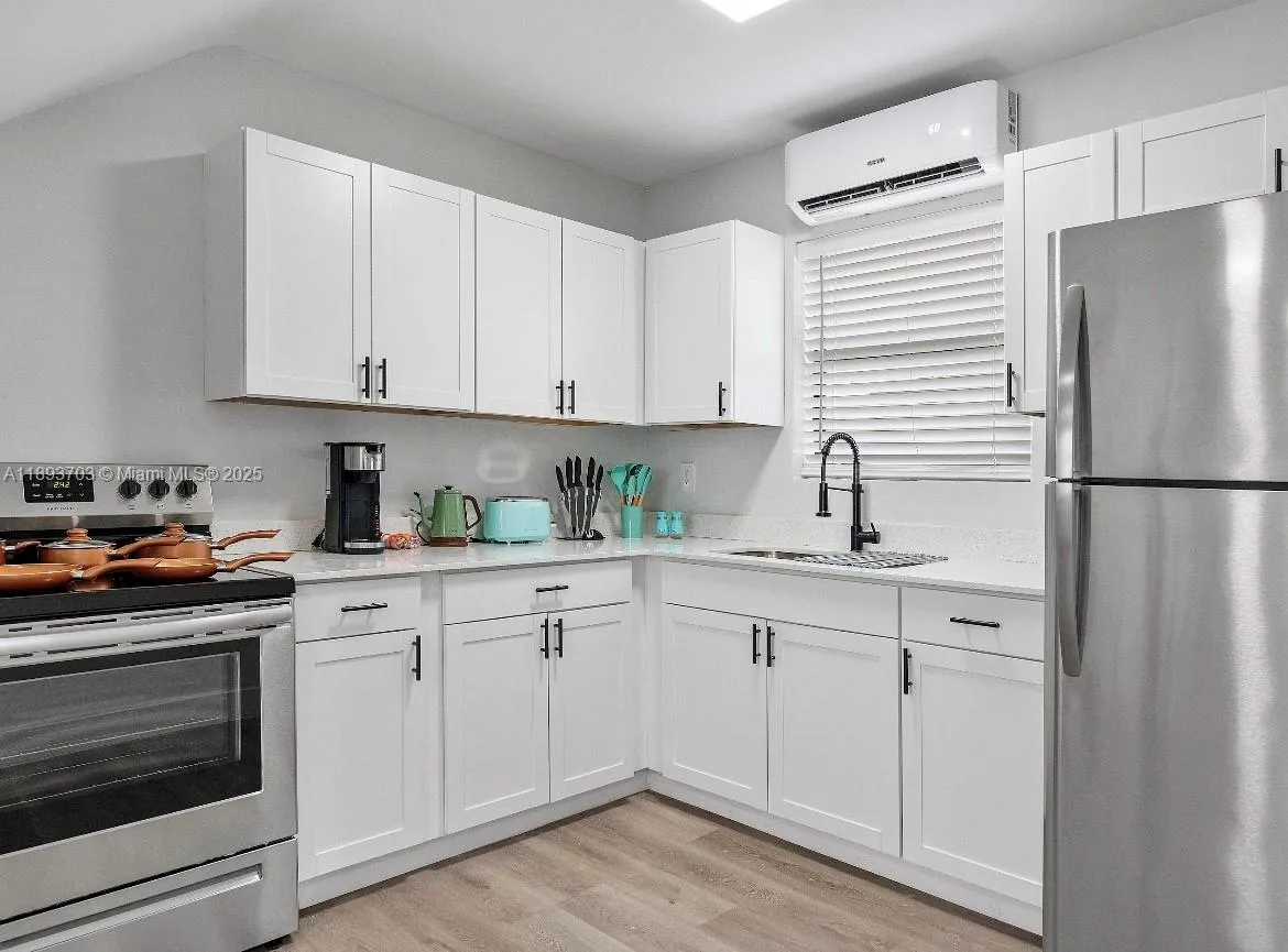 584 Nw 30th St, Miami, Florida 33127, Miami, Florida 33127, ,Residential Income,For Sale,584 Nw 30th St, Miami, Florida 33127,A11893703