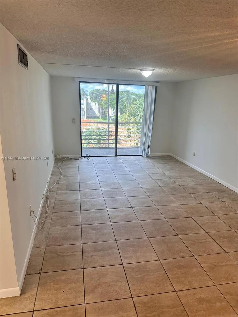 1830 Sw 81st Ave 4410, North Lauderdale, Florida 3, North Lauderdale, Florida 33068, 2 Bedrooms Bedrooms, ,2 BathroomsBathrooms,Residential Lease,For Rent,1830 Sw 81st Ave 4410, North Lauderdale, Florida 3,A11896385