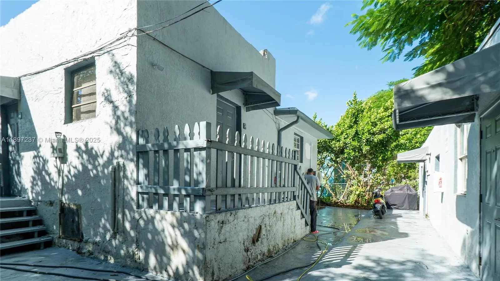 1177 Nw 30th St, Miami, Florida 33127, Miami, Florida 33127, ,Residential Income,For Sale,1177 Nw 30th St, Miami, Florida 33127,A11897237