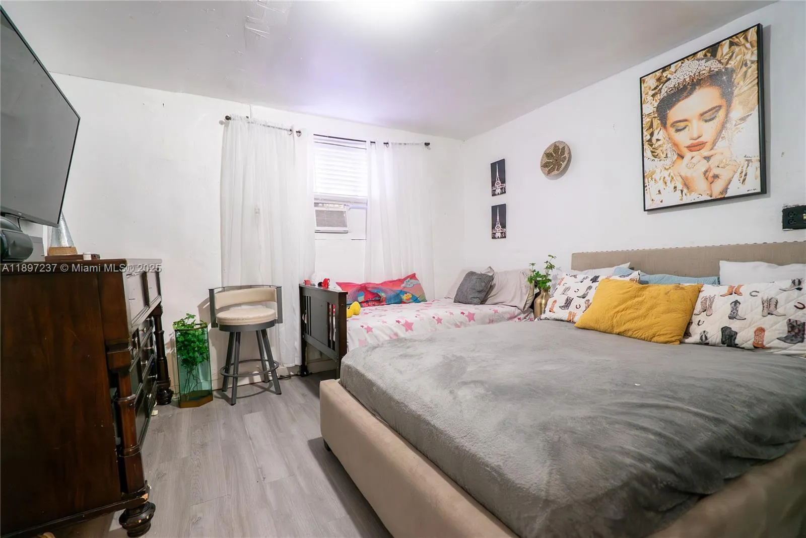 1177 Nw 30th St, Miami, Florida 33127, Miami, Florida 33127, ,Residential Income,For Sale,1177 Nw 30th St, Miami, Florida 33127,A11897237