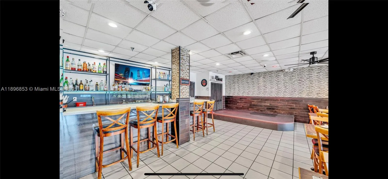 17020 Collins Ave, Sunny Isles Beach, Florida 3316, Sunny Isles Beach, Florida 33160, ,Business Opportunity,For Sale,17020 Collins Ave, Sunny Isles Beach, Florida 3316,A11896853