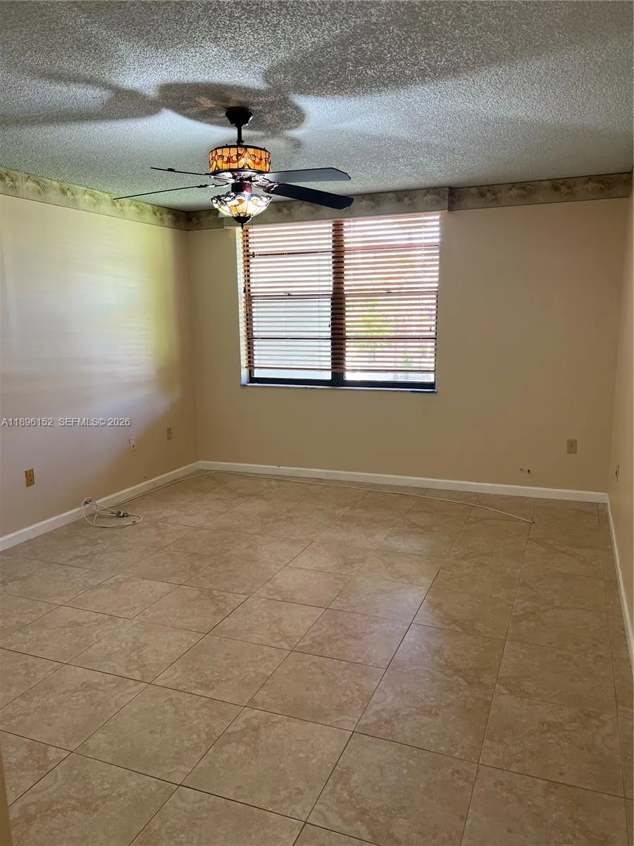 10855 Sw 112th Ave 215, Miami, Florida 33176, Miami, Florida 33176, 1 Bedroom Bedrooms, ,1 BathroomBathrooms,Residential Lease,For Rent,10855 Sw 112th Ave 215, Miami, Florida 33176,A11896152