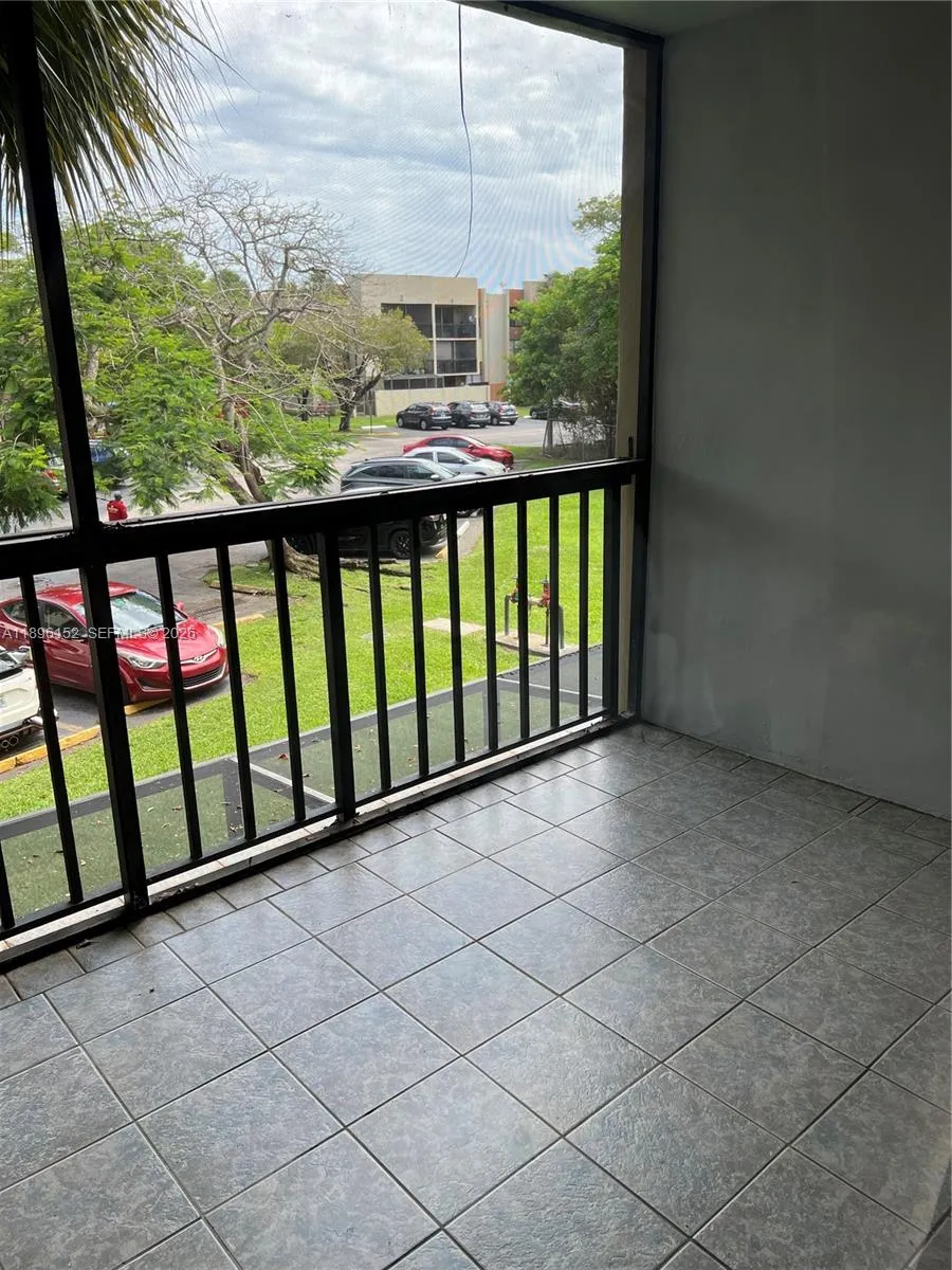 10855 Sw 112th Ave 215, Miami, Florida 33176, Miami, Florida 33176, 1 Bedroom Bedrooms, ,1 BathroomBathrooms,Residential Lease,For Rent,10855 Sw 112th Ave 215, Miami, Florida 33176,A11896152
