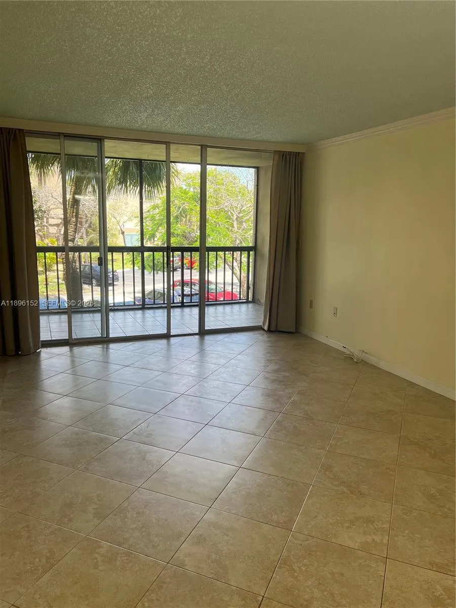 Glass Doors to Screened Patio