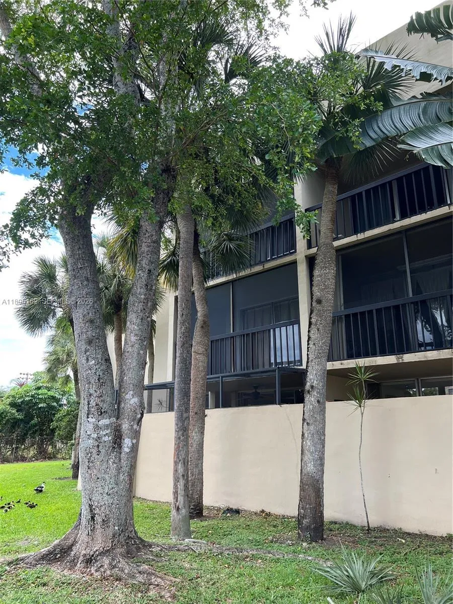 10855 Sw 112th Ave 215, Miami, Florida 33176, Miami, Florida 33176, 1 Bedroom Bedrooms, ,1 BathroomBathrooms,Residential Lease,For Rent,10855 Sw 112th Ave 215, Miami, Florida 33176,A11896152