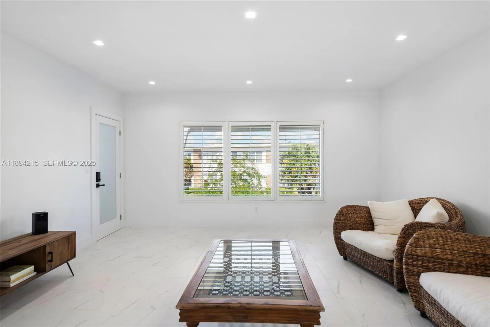 3909 Garden Avenue, Miami Beach, Florida 33140, Miami Beach, Florida 33140, ,Residential Income,For Sale,3909 Garden Avenue, Miami Beach, Florida 33140,A11894215