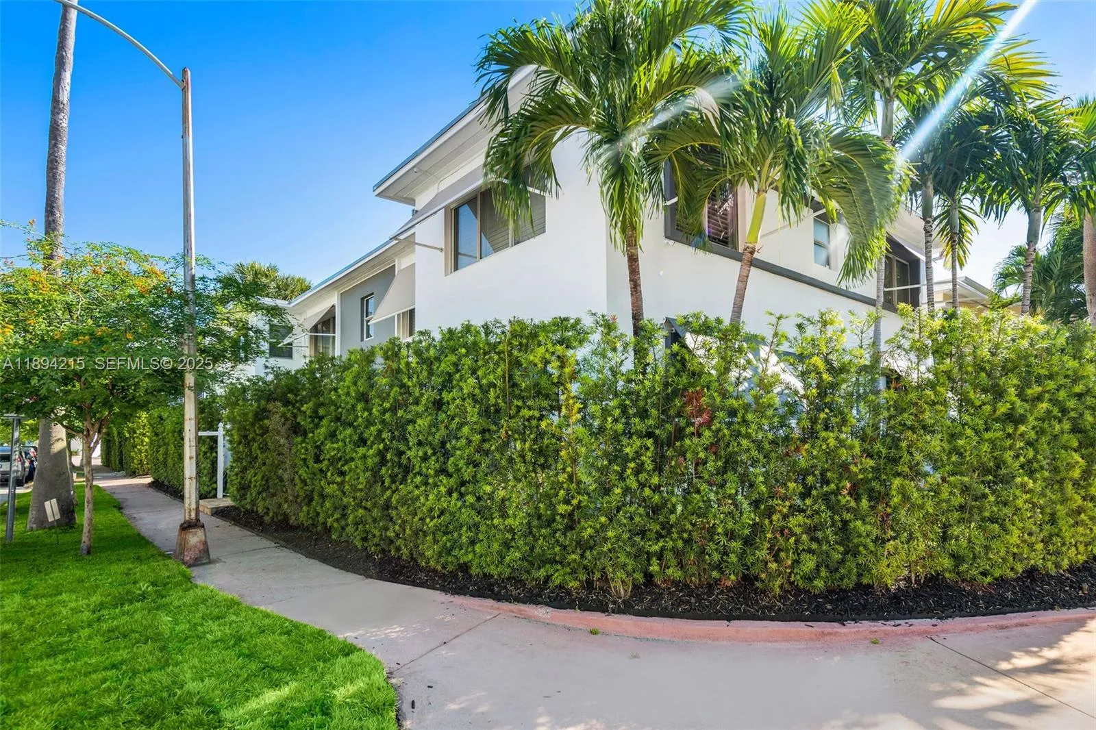 3909 Garden Avenue, Miami Beach, Florida 33140, Miami Beach, Florida 33140, ,Residential Income,For Sale,3909 Garden Avenue, Miami Beach, Florida 33140,A11894215