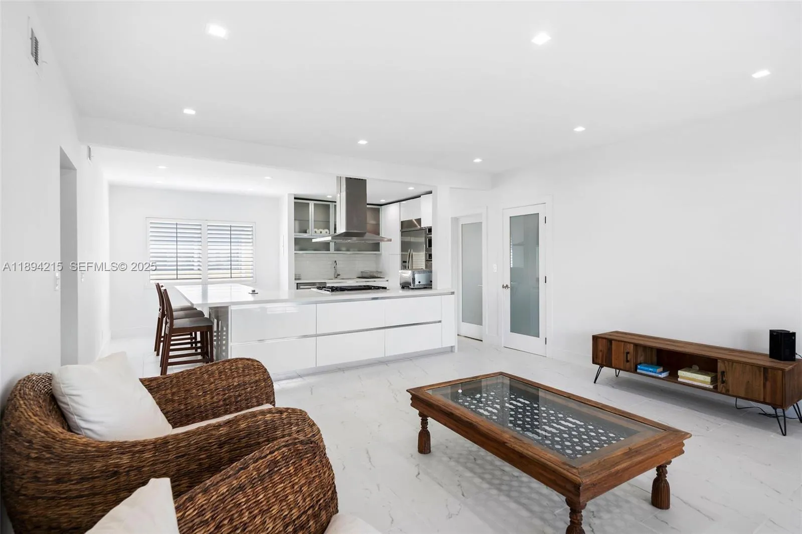 3909 Garden Avenue, Miami Beach, Florida 33140, Miami Beach, Florida 33140, ,Residential Income,For Sale,3909 Garden Avenue, Miami Beach, Florida 33140,A11894215