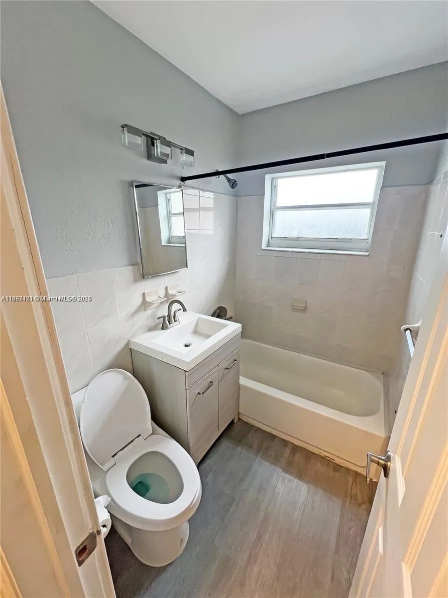 2783 - 2785 Sw 33rd Ct, Miami, Florida 33133, Miami, Florida 33133, ,Residential Income,For Sale,2783 - 2785 Sw 33rd Ct, Miami, Florida 33133,A11897423