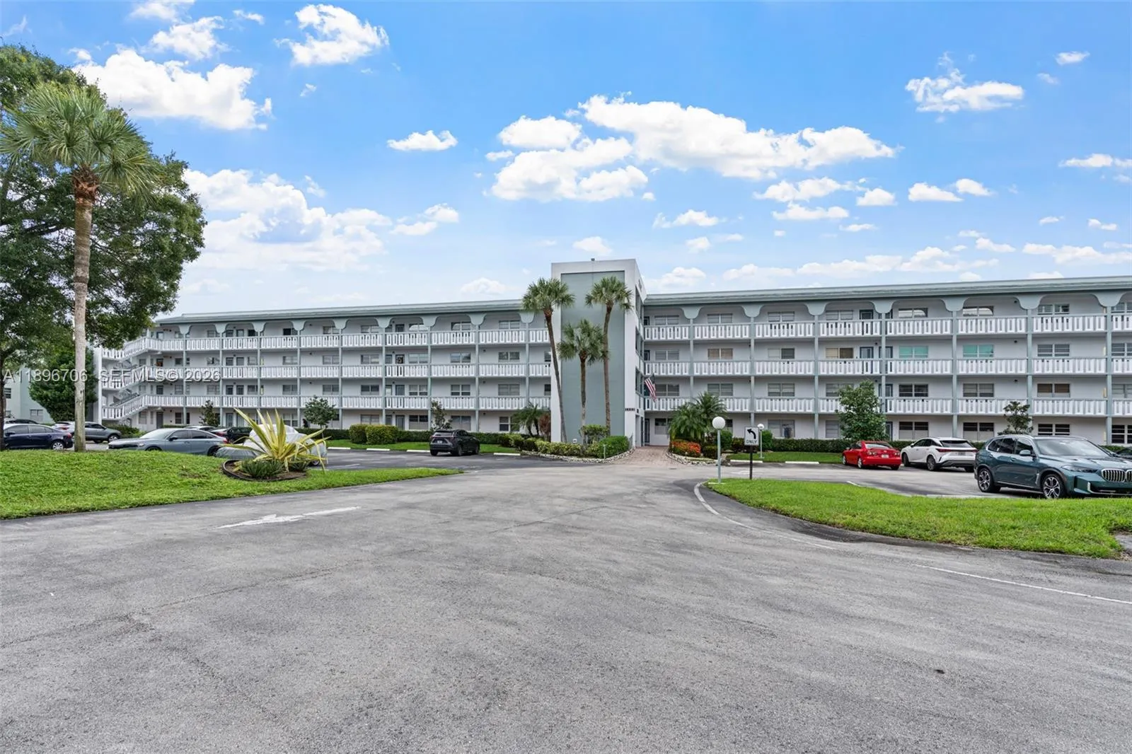 2802 Victoria Way K4, Coconut Creek, Florida 33066, Coconut Creek, Florida 33066, 2 Bedrooms Bedrooms, ,2 BathroomsBathrooms,Residential,For Sale,2802 Victoria Way K4, Coconut Creek, Florida 33066,A11896706