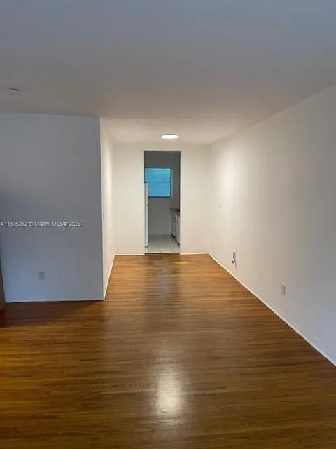 9300 E Bay Harbor Dr 205, Bay Harbor Islands, Flor, Bay Harbor Islands, Florida 33154, 1 Bedroom Bedrooms, ,1 BathroomBathrooms,Residential Lease,For Rent,9300 E Bay Harbor Dr 205, Bay Harbor Islands, Flor,A11875362