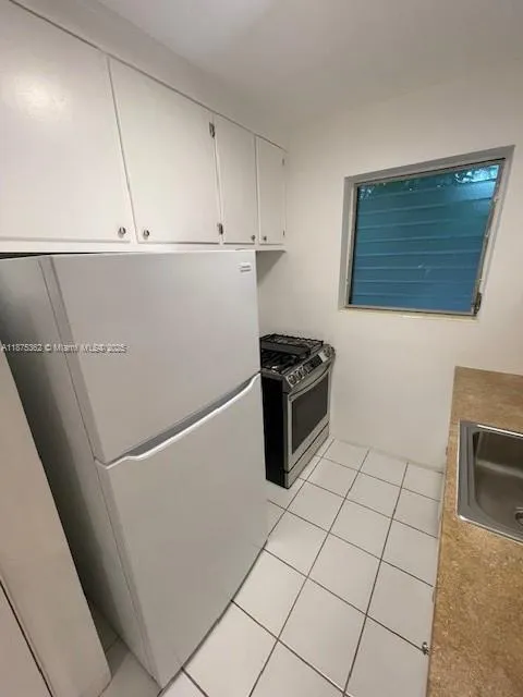 9300 E Bay Harbor Dr 205, Bay Harbor Islands, Flor, Bay Harbor Islands, Florida 33154, 1 Bedroom Bedrooms, ,1 BathroomBathrooms,Residential Lease,For Rent,9300 E Bay Harbor Dr 205, Bay Harbor Islands, Flor,A11875362
