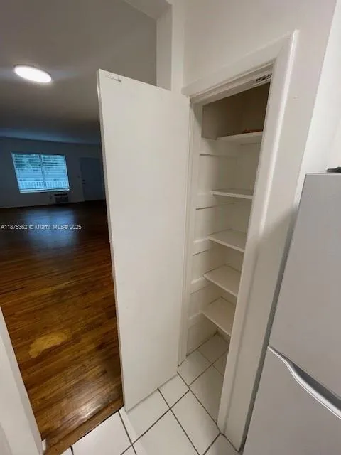 9300 E Bay Harbor Dr 205, Bay Harbor Islands, Flor, Bay Harbor Islands, Florida 33154, 1 Bedroom Bedrooms, ,1 BathroomBathrooms,Residential Lease,For Rent,9300 E Bay Harbor Dr 205, Bay Harbor Islands, Flor,A11875362