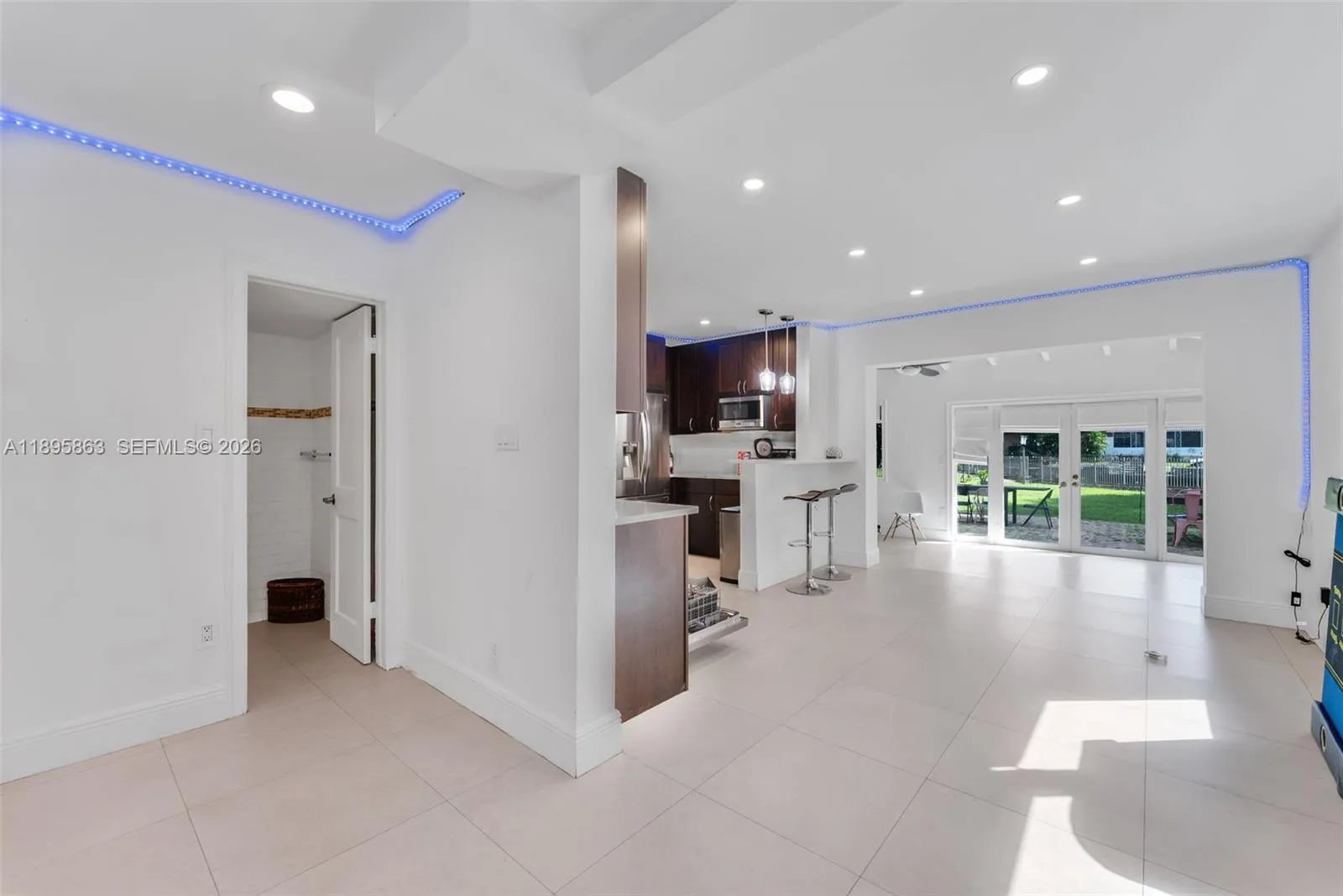 4801 University Dr, Coral Gables, Florida 33146, Coral Gables, Florida 33146, ,Residential Income,For Sale,4801 University Dr, Coral Gables, Florida 33146,A11895863