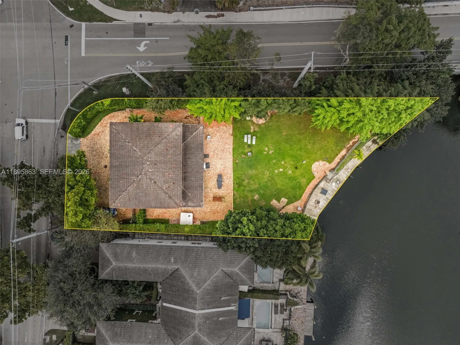 4801 University Dr, Coral Gables, Florida 33146, Coral Gables, Florida 33146, ,Residential Income,For Sale,4801 University Dr, Coral Gables, Florida 33146,A11895863