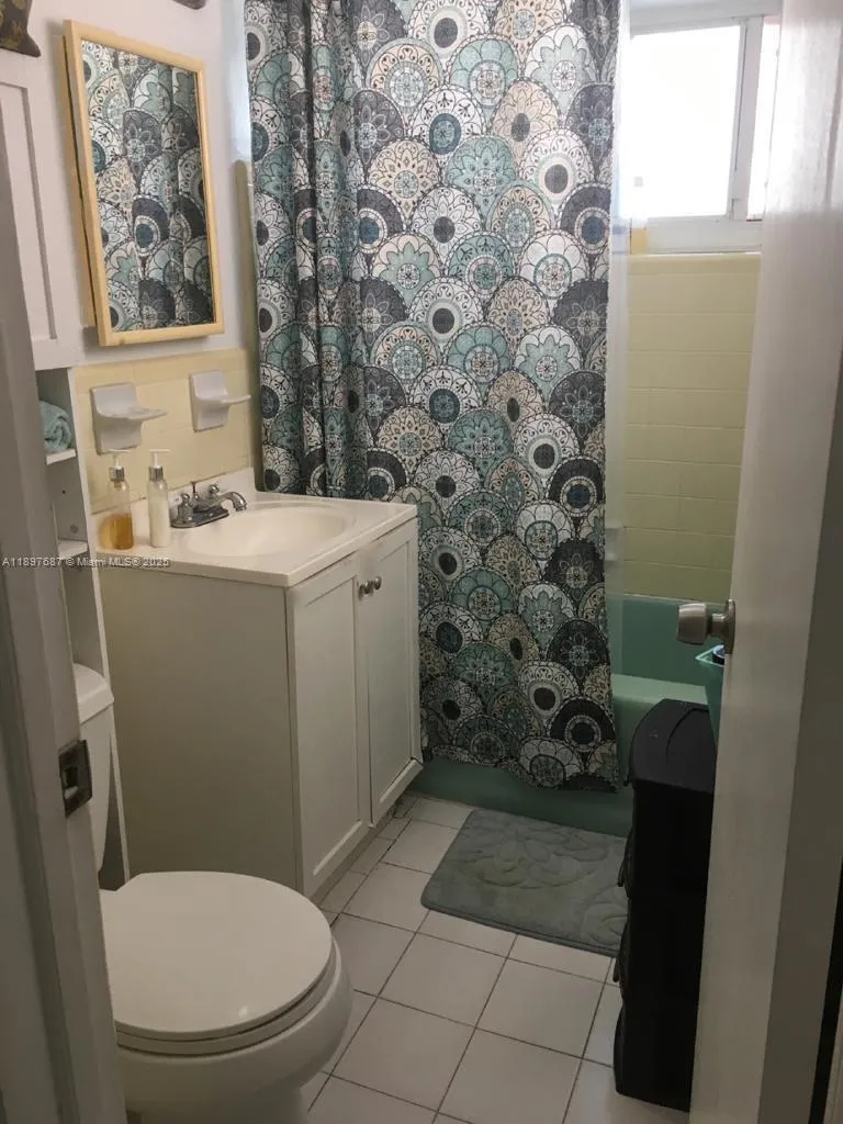 625 75th St, Miami Beach, Florida 33141, Miami Beach, Florida 33141, ,Residential Income,For Sale,625 75th St, Miami Beach, Florida 33141,A11897687