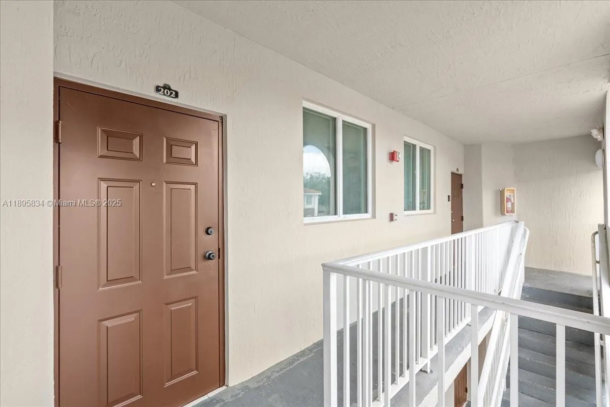 1677 Se 27th Ct 202, Homestead, Florida 33035, Homestead, Florida 33035, 3 Bedrooms Bedrooms, ,2 BathroomsBathrooms,Residential,For Sale,1677 Se 27th Ct 202, Homestead, Florida 33035,A11895834 1677 Se 27th Ct 202, Homestead, Florida 33035, Homestead, Florida 33035, 3 Bedrooms Bedrooms, ,2 BathroomsBathrooms,Residential,For Sale,1677 Se 27th Ct 202, Homestead, Florida 33035,A11895834