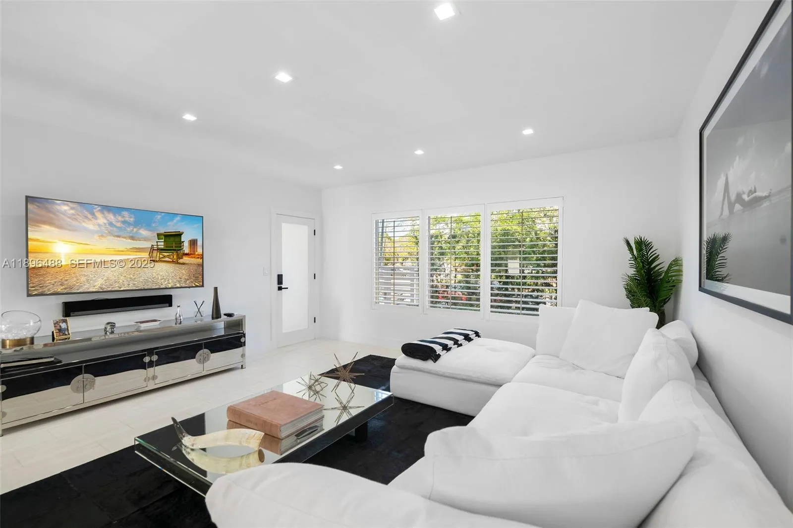 3909 Garden Ave, Miami Beach, Florida 33140, Miami Beach, Florida 33140, ,Commercial Sale,For Sale,3909 Garden Ave, Miami Beach, Florida 33140,A11896488