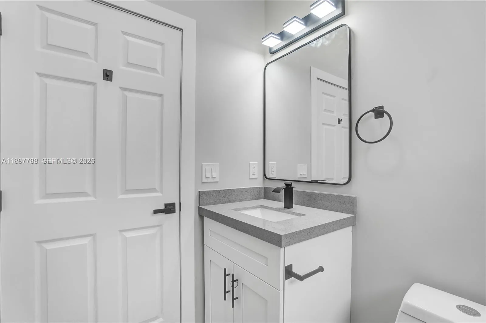 5270 Plunkett St, Hollywood, Florida 33021, Hollywood, Florida 33021, 4 Bedrooms Bedrooms, ,3 BathroomsBathrooms,Residential,For Sale,5270 Plunkett St, Hollywood, Florida 33021,A11897788