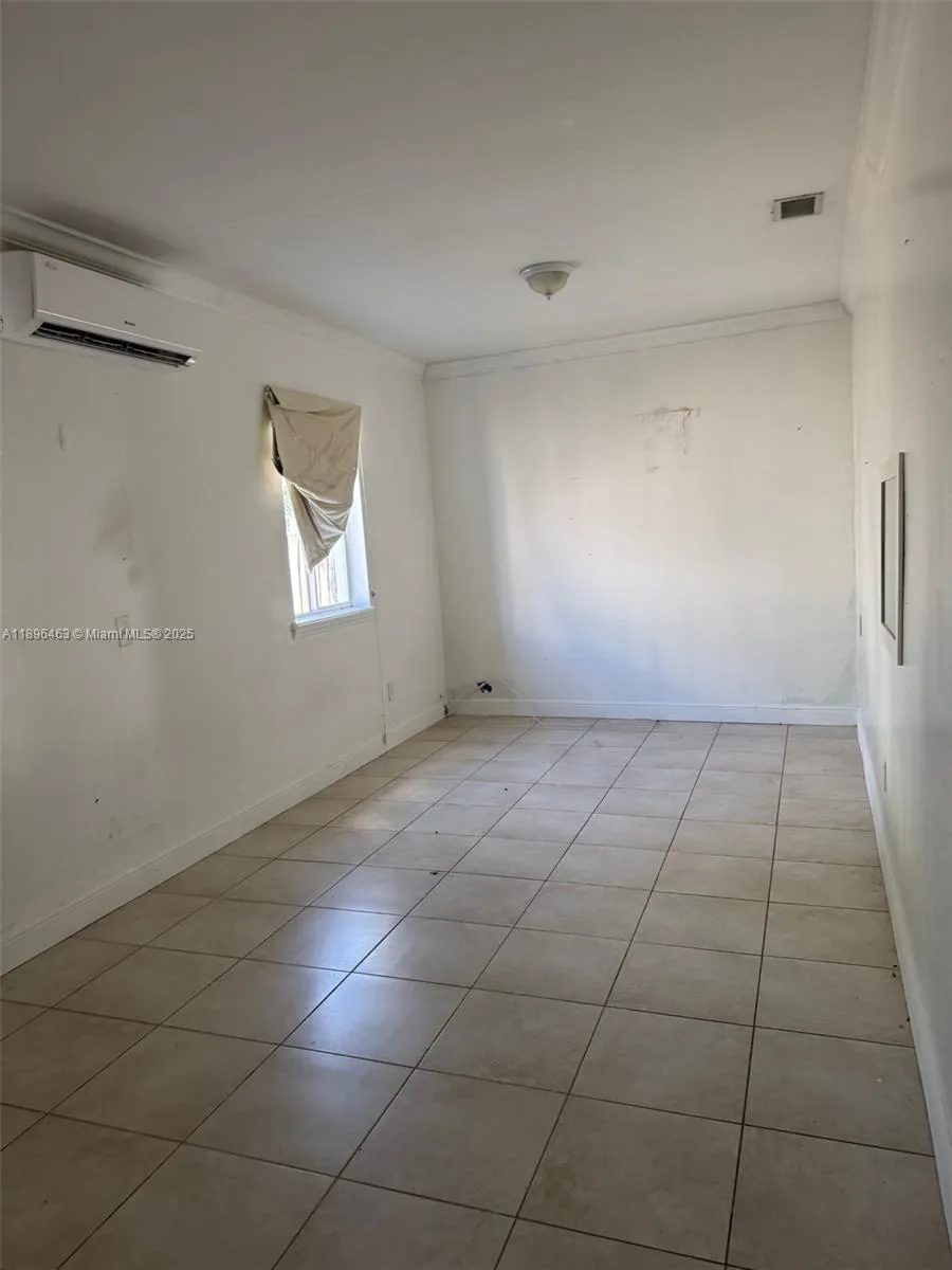 1738 Sw 17th St, Miami, Florida 33145, Miami, Florida 33145, 4 Bedrooms Bedrooms, ,2 BathroomsBathrooms,Residential,For Sale,1738 Sw 17th St, Miami, Florida 33145,A11896463