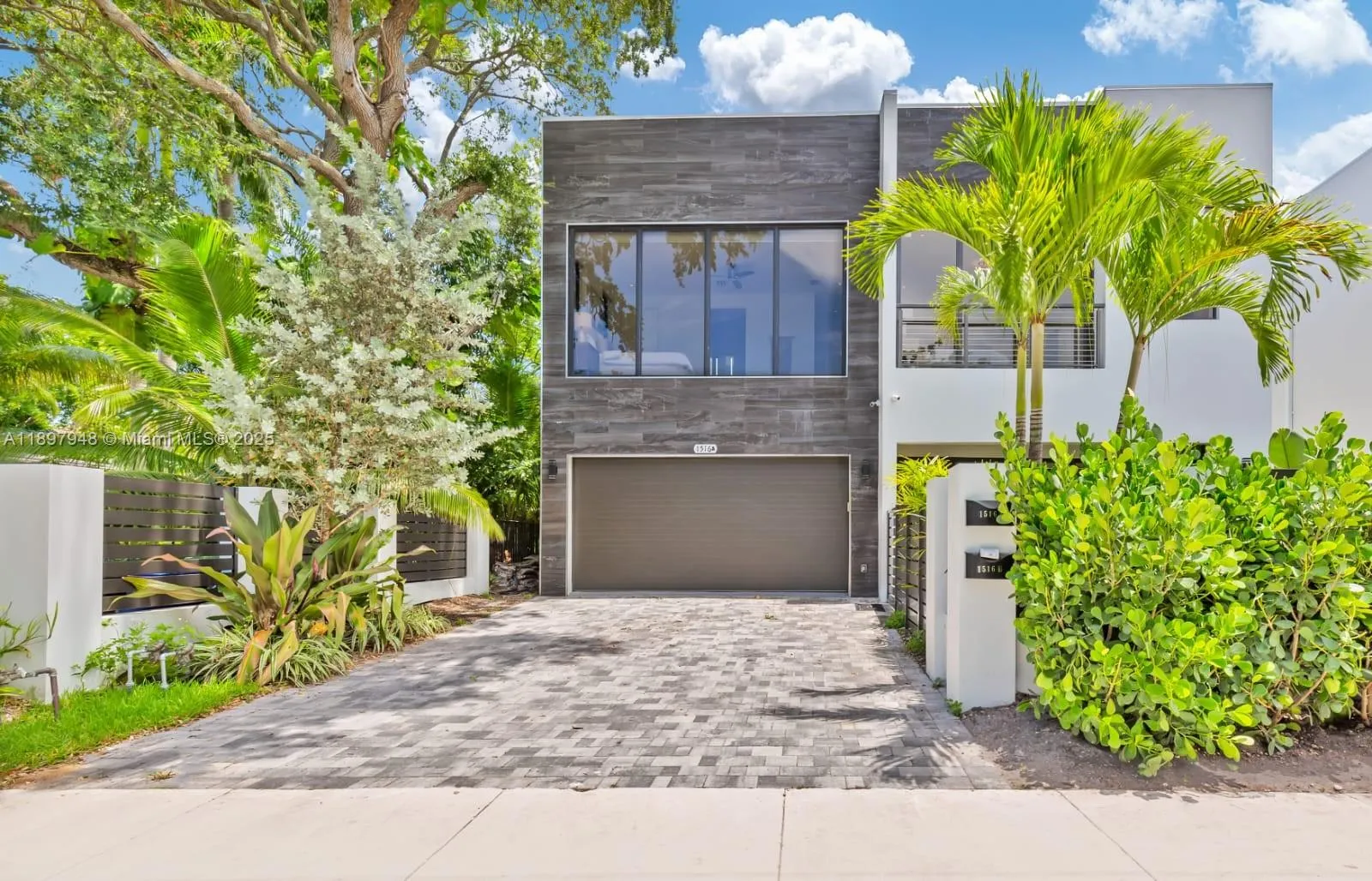 1516 Se 1st St, Fort Lauderdale, Florida 33301, Fort Lauderdale, Florida 33301, 5 Bedrooms Bedrooms, ,4 BathroomsBathrooms,Residential,For Sale,1516 Se 1st St, Fort Lauderdale, Florida 33301,A11897948
