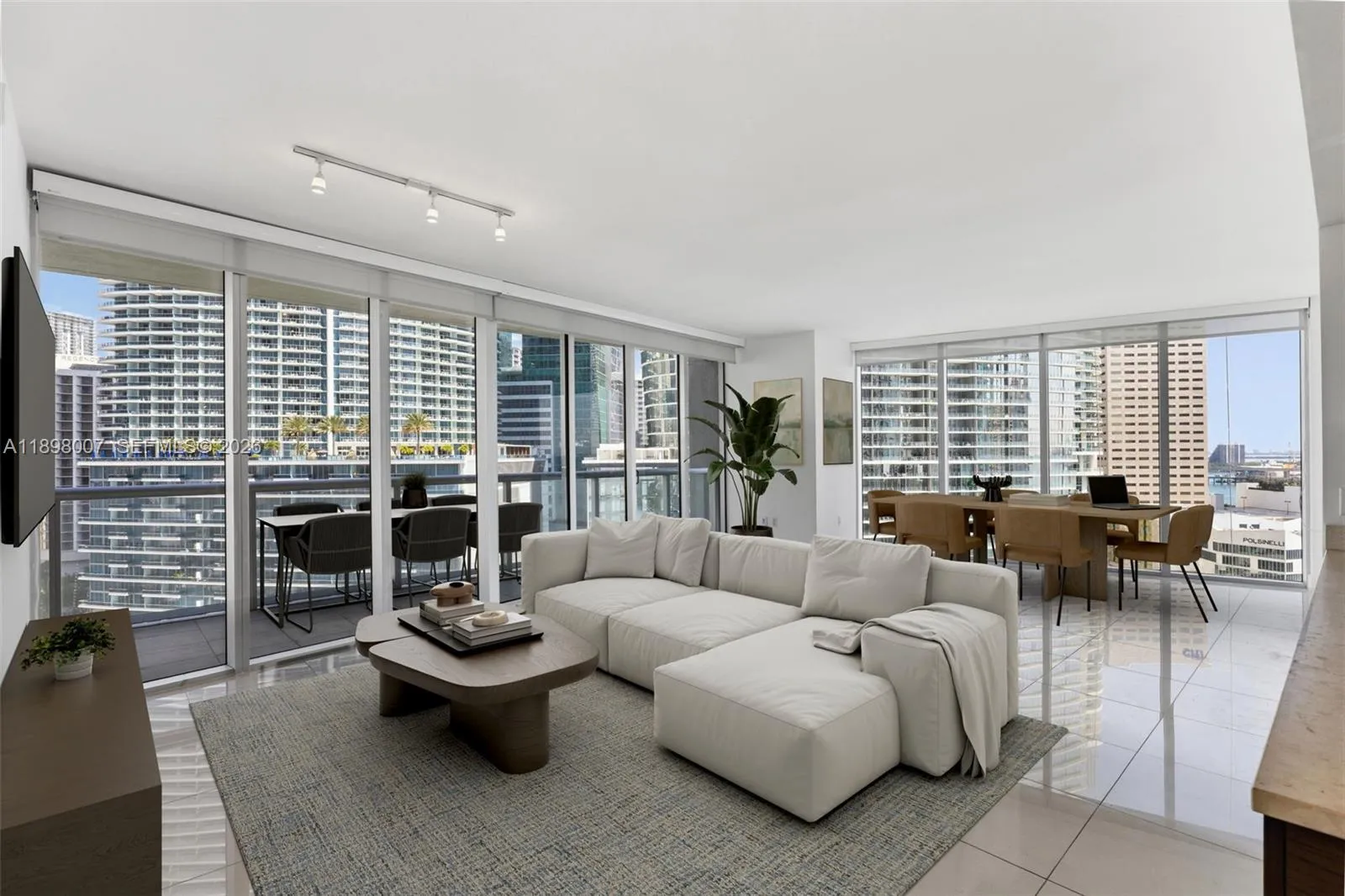 465 Brickell Ave 1602, Miami, Florida 33131, Miami, Florida 33131, 2 Bedrooms Bedrooms, ,2 BathroomsBathrooms,Residential,For Sale,465 Brickell Ave 1602, Miami, Florida 33131,A11898007