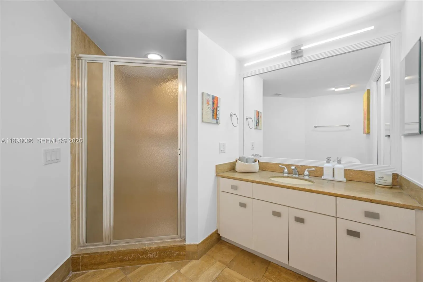 1581 Brickell Ave 2005, Miami, Florida 33129, Miami, Florida 33129, 3 Bedrooms Bedrooms, ,3 BathroomsBathrooms,Residential,For Sale,1581 Brickell Ave 2005, Miami, Florida 33129,A11898066