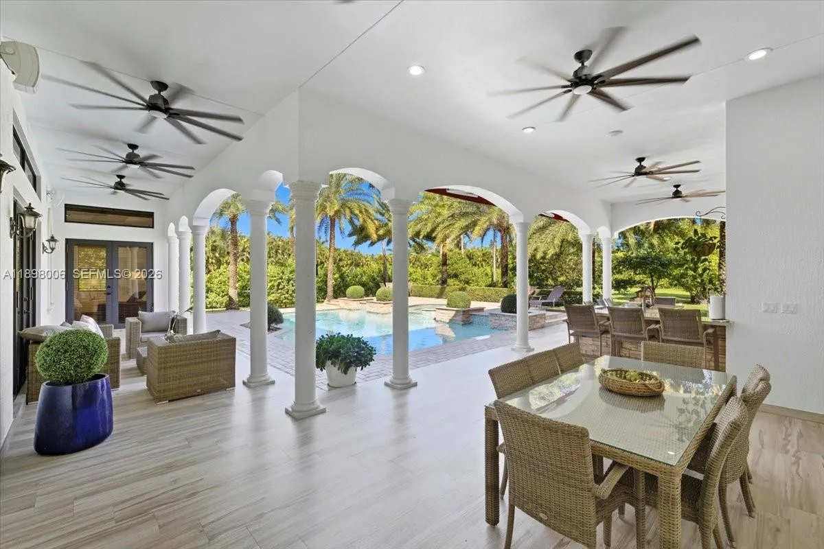 10181 Nw 131st St, Hialeah Gardens, Florida 33018, Hialeah Gardens, Florida 33018, 5 Bedrooms Bedrooms, ,4 BathroomsBathrooms,Residential,For Sale,10181 Nw 131st St, Hialeah Gardens, Florida 33018,A11898006