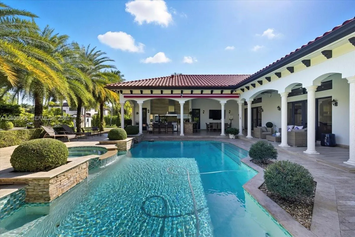 10181 Nw 131st St, Hialeah Gardens, Florida 33018, Hialeah Gardens, Florida 33018, 5 Bedrooms Bedrooms, ,4 BathroomsBathrooms,Residential,For Sale,10181 Nw 131st St, Hialeah Gardens, Florida 33018,A11898006