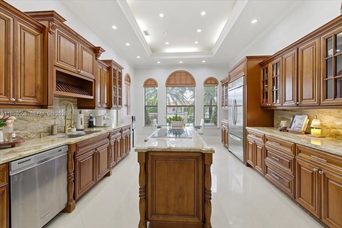 10181 Nw 131st St, Hialeah Gardens, Florida 33018, Hialeah Gardens, Florida 33018, 5 Bedrooms Bedrooms, ,4 BathroomsBathrooms,Residential,For Sale,10181 Nw 131st St, Hialeah Gardens, Florida 33018,A11898006