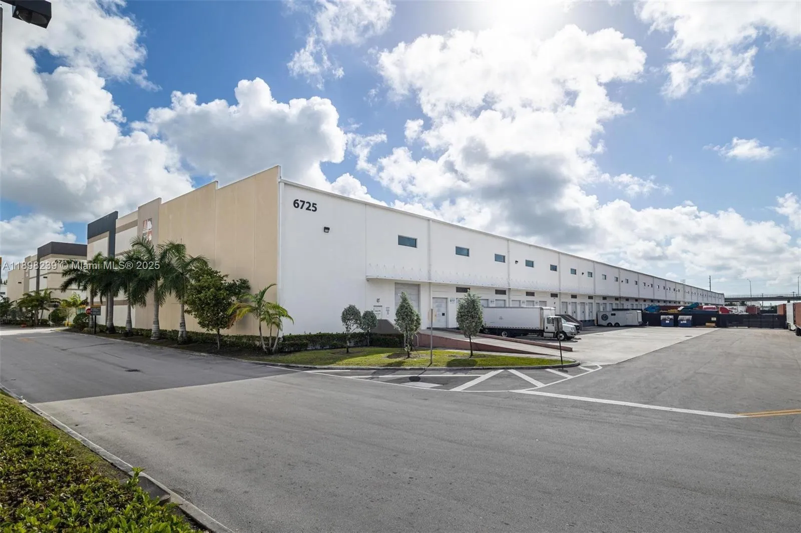 6725 Nw 36th St, Miami, Florida 33166, Miami, Florida 33166, ,Commercial Lease,For Rent,6725 Nw 36th St, Miami, Florida 33166,A11898239