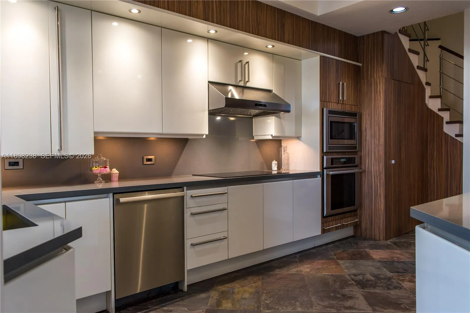 3705 Ne 214 St 13, Aventura, Florida 33180, Aventura, Florida 33180, 4 Bedrooms Bedrooms, ,4 BathroomsBathrooms,Residential,For Sale,3705 Ne 214 St 13, Aventura, Florida 33180,A11898238