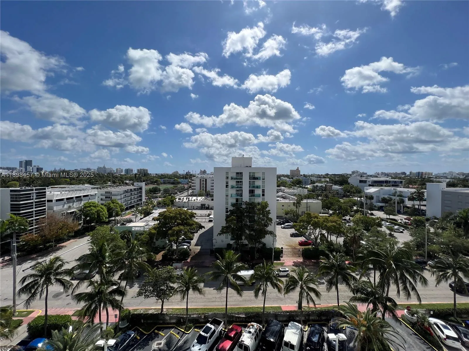1000 West Ave 808, Miami Beach, Florida 33139, Miami Beach, Florida 33139, 1 Bedroom Bedrooms, ,1 BathroomBathrooms,Residential,For Sale,1000 West Ave 808, Miami Beach, Florida 33139,A11898457