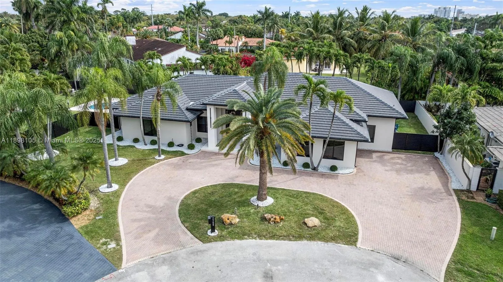 7755 Sw 85th Ct, Miami, Florida 33143, Miami, Florida 33143, 4 Bedrooms Bedrooms, ,5 BathroomsBathrooms,Residential,For Sale,7755 Sw 85th Ct, Miami, Florida 33143,A11898105