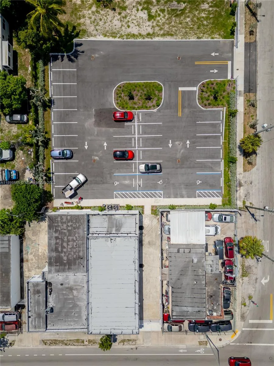 10824 Nw 7th Ave, Miami, Florida 33168, Miami, Florida 33168, ,Commercial Lease,For Rent,10824 Nw 7th Ave, Miami, Florida 33168,A11898645